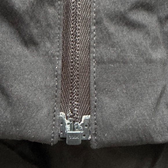 arc'teryx veilance mionn is jacket - Picture 9 of 10